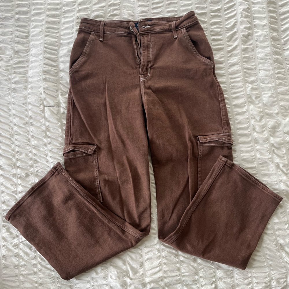 Hollister high waisted brown cargo jeans